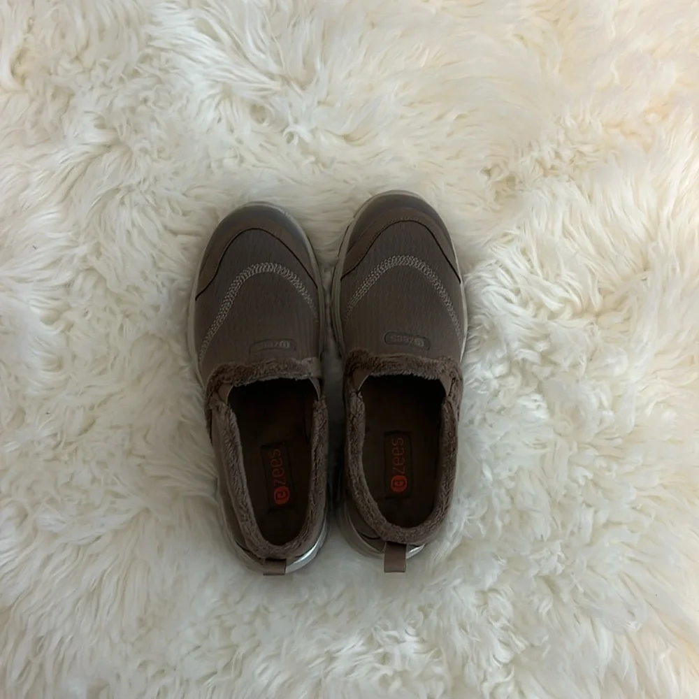 Bzees Shoes